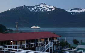 Captain'S Choice Motel